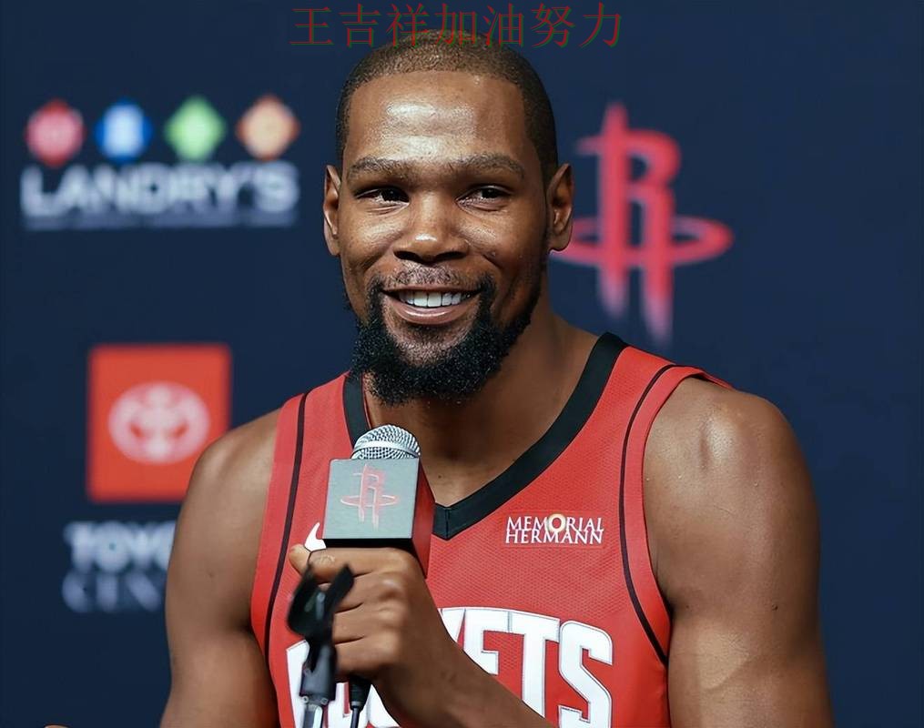 杜兰特状态回升引发热议 战术调整效果逐渐显现